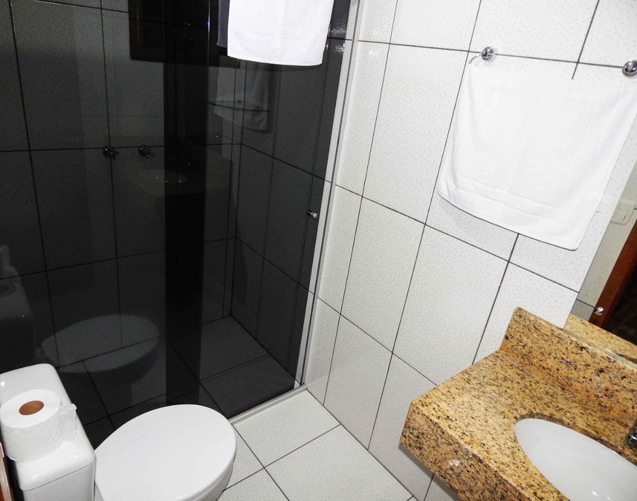 Gramado Suites Residence Possui 5 Quartos E 5 Banheiros Eksteriør billede